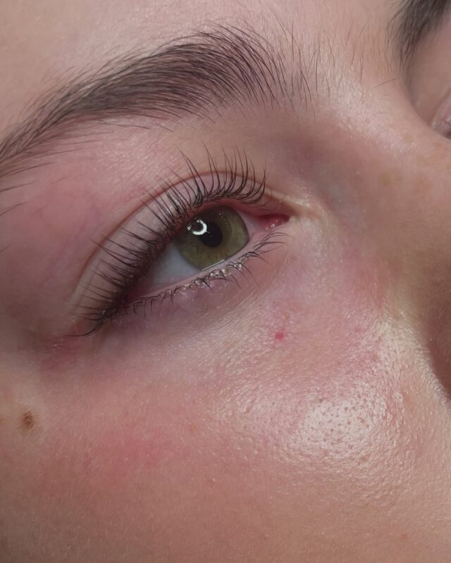 It never gets old.  A Beautiful Lash Lift & Tint.

Therapist ~ Ashley🤍
#lashlift #instantglam #lashes #beauty #indulgenceatkurmond